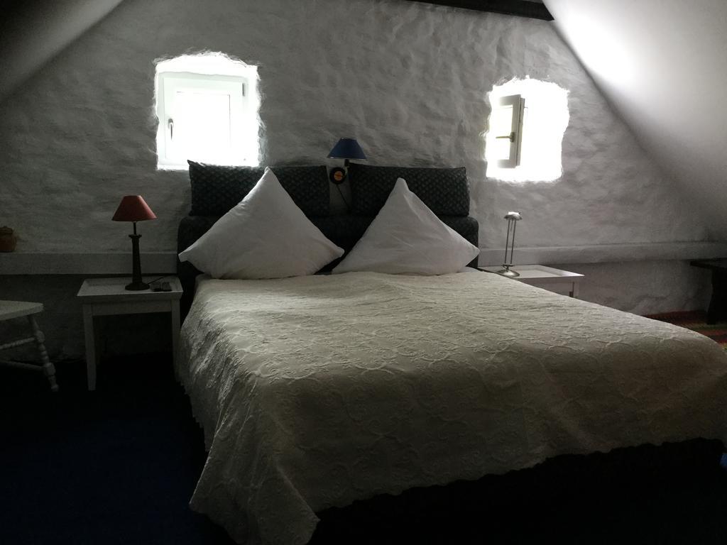 Hotel Harom Huszar Koeveskal Exteriér fotografie
